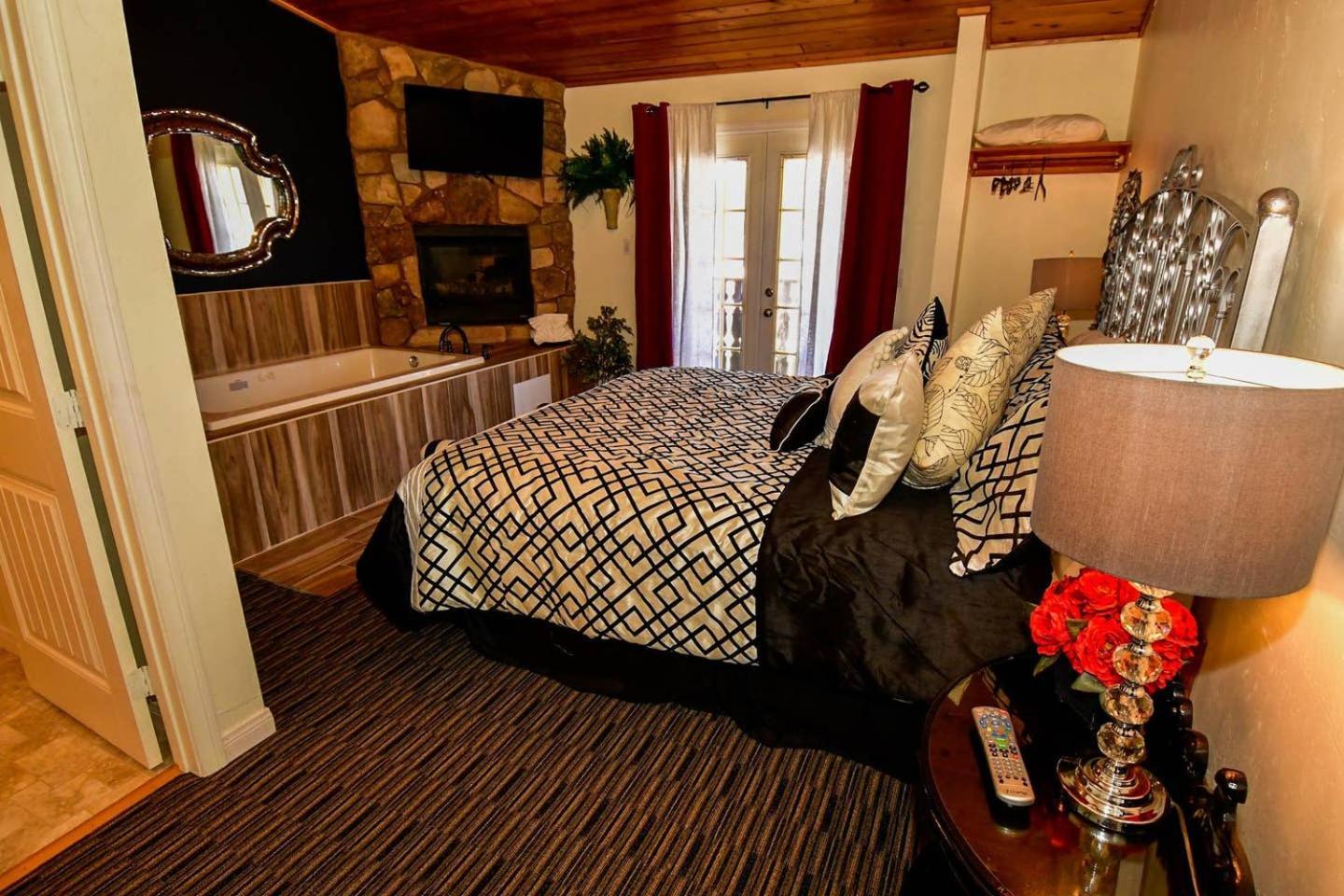 Black Forest Lodge Big Bear Lake Exterior photo