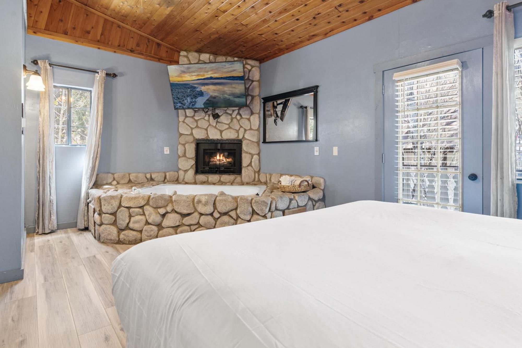 Black Forest Lodge Big Bear Lake Exterior photo